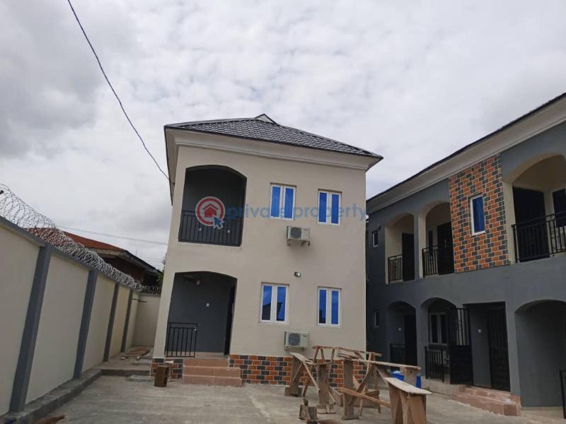 House For Rent At Afinyanu Ologuneru Off Eleyele Road Ibadan Okanlawon Eleyele Ibadan Oyo - 2