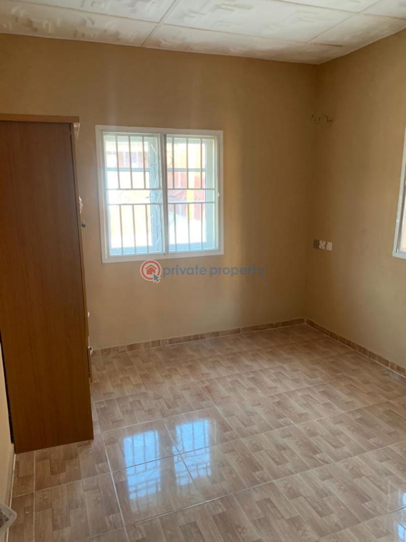House For Rent Yidi Elebu Off Akala Express Oluyole Extension Ibadan Oyo - 4