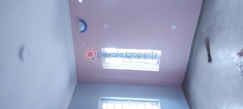 House For Rent At Idi Ahun Elebu Off Akala Express Landlord Complex Akala Express Ibadan Oyo - 5