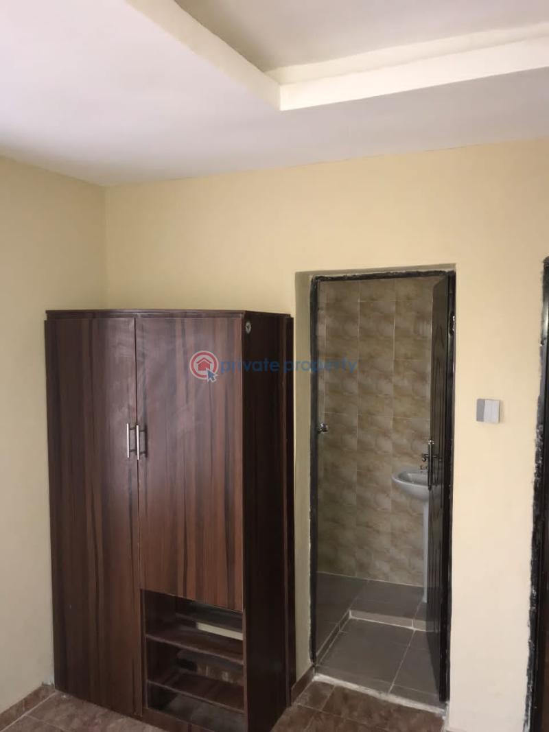 House For Rent Olohuntedo Off Akala Express Ibadan Adesokan Ibadan Oyo - 2