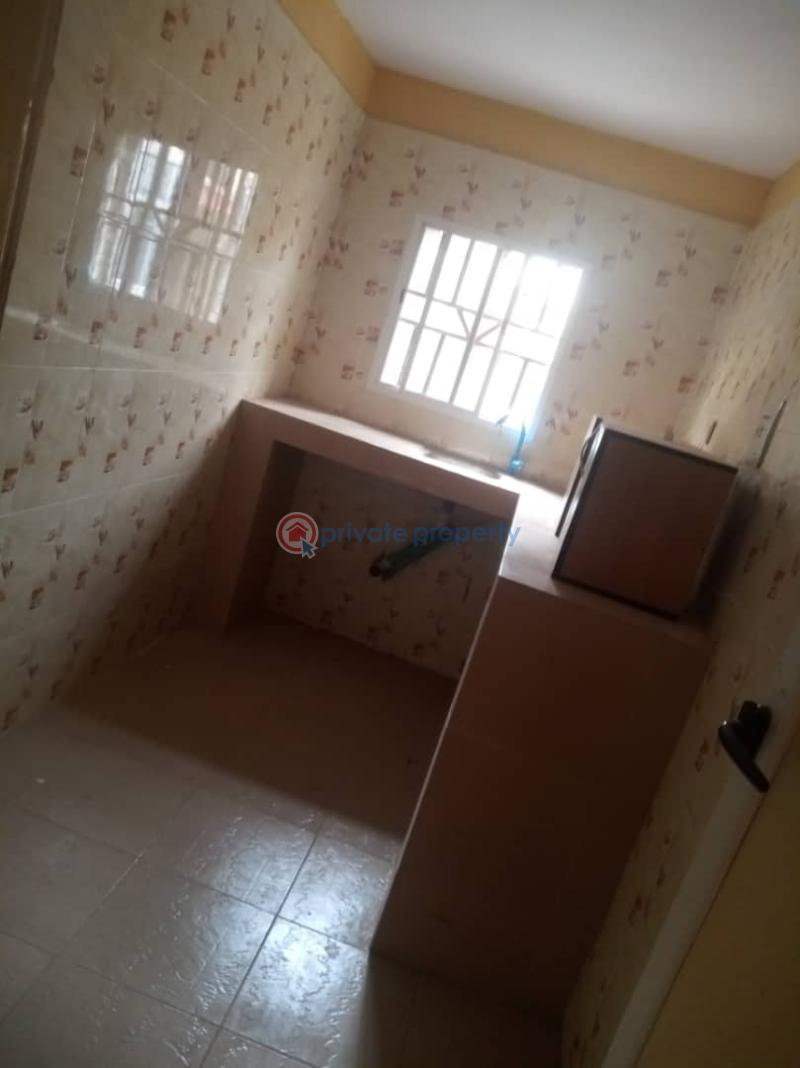 House For Rent Behinde Gtb Challenge Ibadan Lekan Alabi Akala Express Ibadan Oyo - 1
