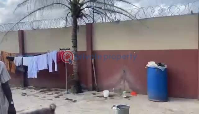House For Sale Behind Prime Mart Super Stores, Mecho Bus Stop Ikola Command Abule Egba Lagos - 9