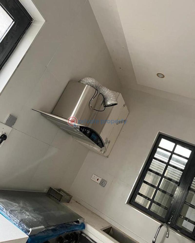 House For Sale Kolapo Ishola Gra Akobo Cj Realtor Ibadan Oyo - 3