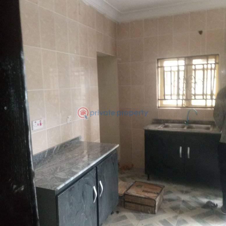 House For Rent Oluyole Sharp Corner Oluyole Extension Dayus Oluyole Estate Ibadan Oyo - 2
