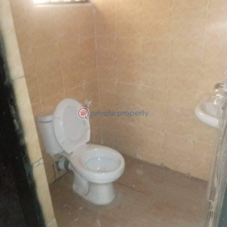 House For Rent Oluyole Sharp Corner Oluyole Extension Dayus Oluyole Estate Ibadan Oyo - 7