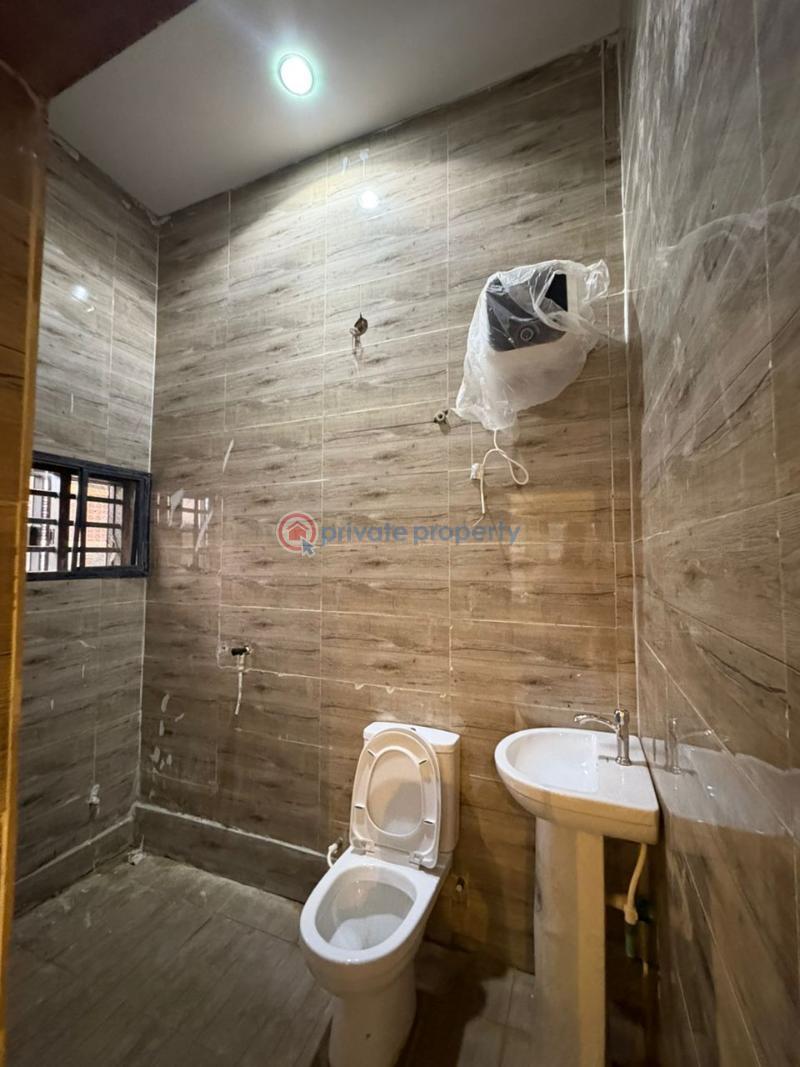 2 bedroom flat - 5 2 bedroom House For Sale Ps Court Adenugu,old Bodija Bodija Ibadan Oyo - 5