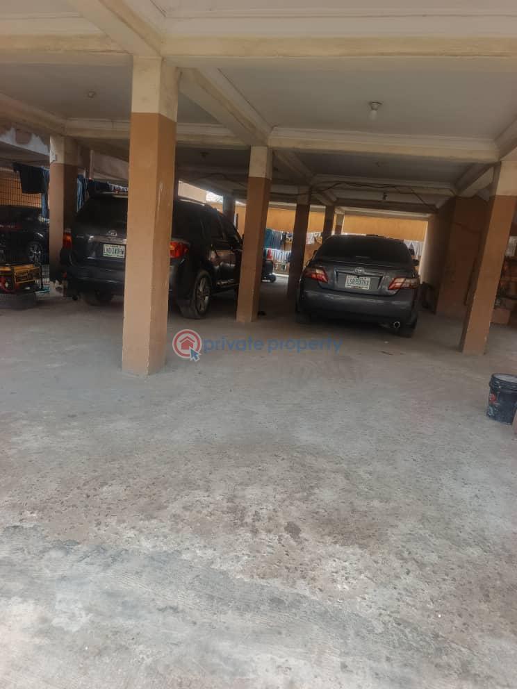 2 bedroom Block Of Flats For Rent Ebute Metta Yaba Lagos - 3