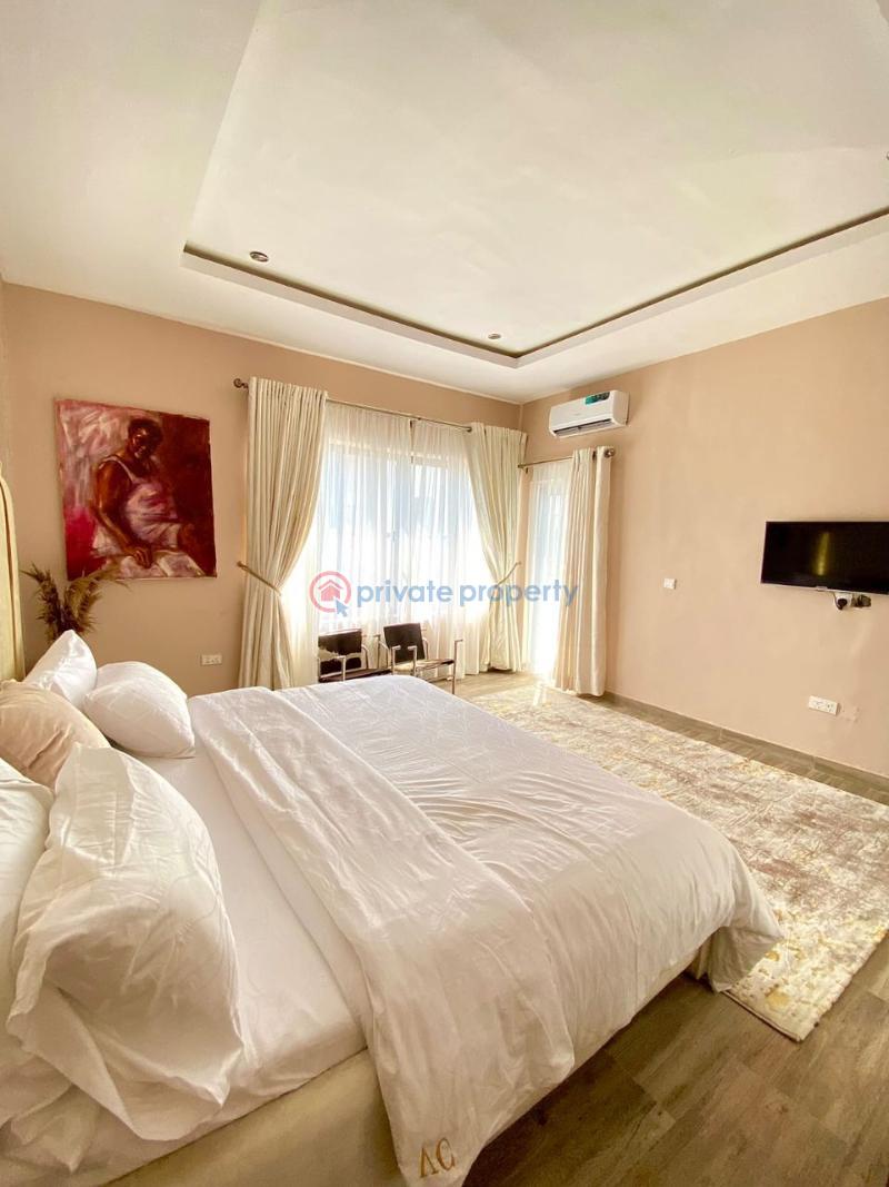 2 bedroom Block Of Flats For Sale By Bera Estate Along Lekki Expressway Lagos - 1