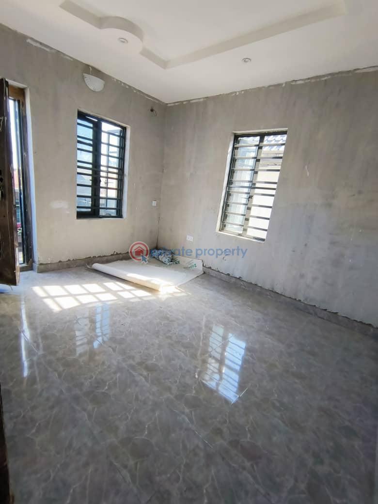 2 bedroom Flat & Apartment For Rent Mushin Lagos - 0