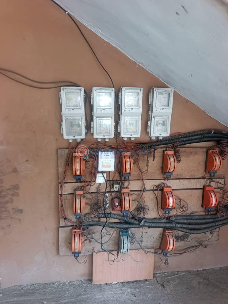 2 bedroom Block Of Flats For Rent Ebute Metta Yaba Lagos - 8