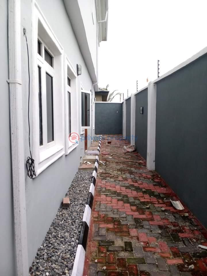 For rent 3 bedroom Flat & Apartment Lucky Fibre Ikorodu Lagos (PID