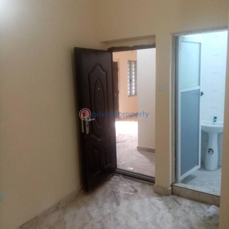 2 bedroom Flat & Apartment For Rent Ikeja Ojodu Lagos - 2