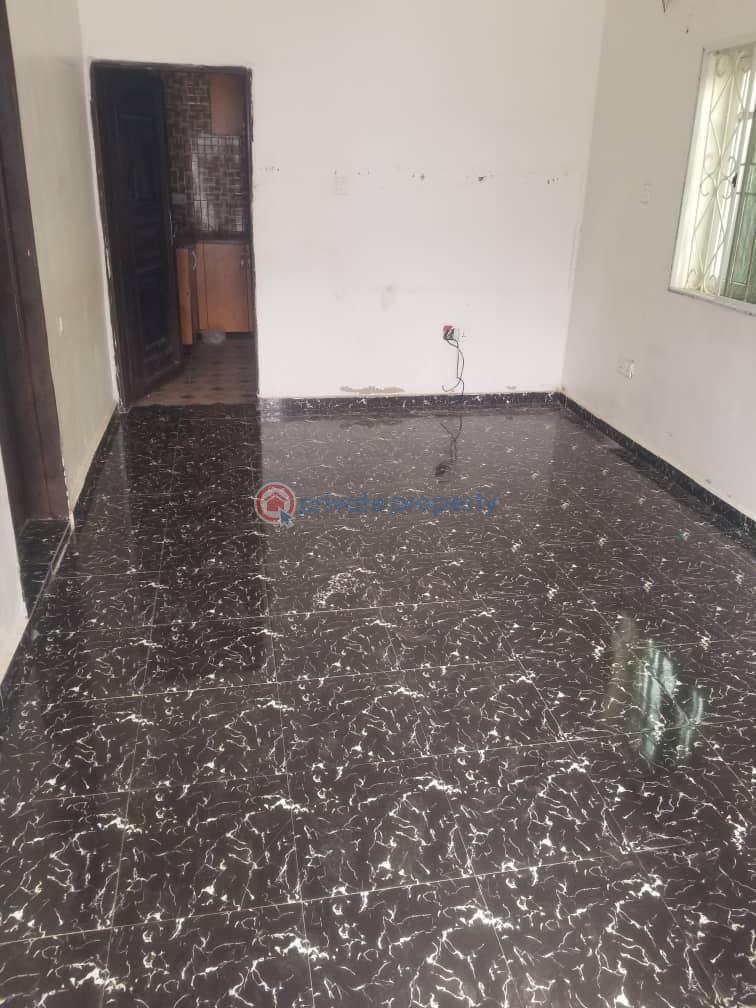 For rent 2 bedroom Flat & Apartment Ekoro/ile Epo Area Abule Egba