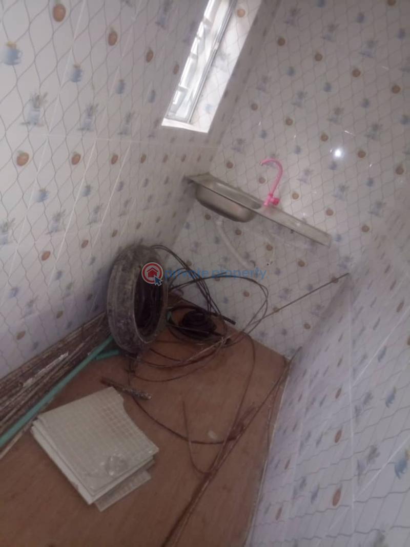 2 bedroom Flat & Apartment For Rent Aboru Iyana Ipaja Lagos - 4