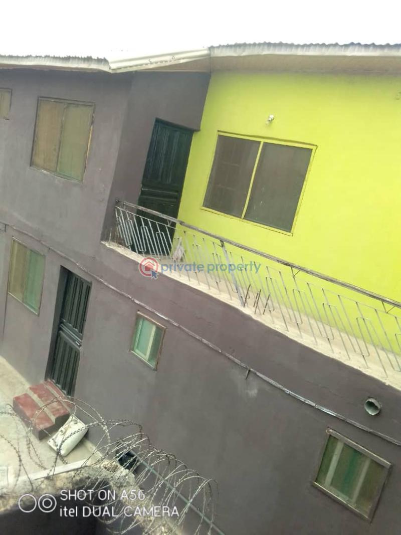 House For Rent Yejide Road Amellia Ibadan Oyo - 1