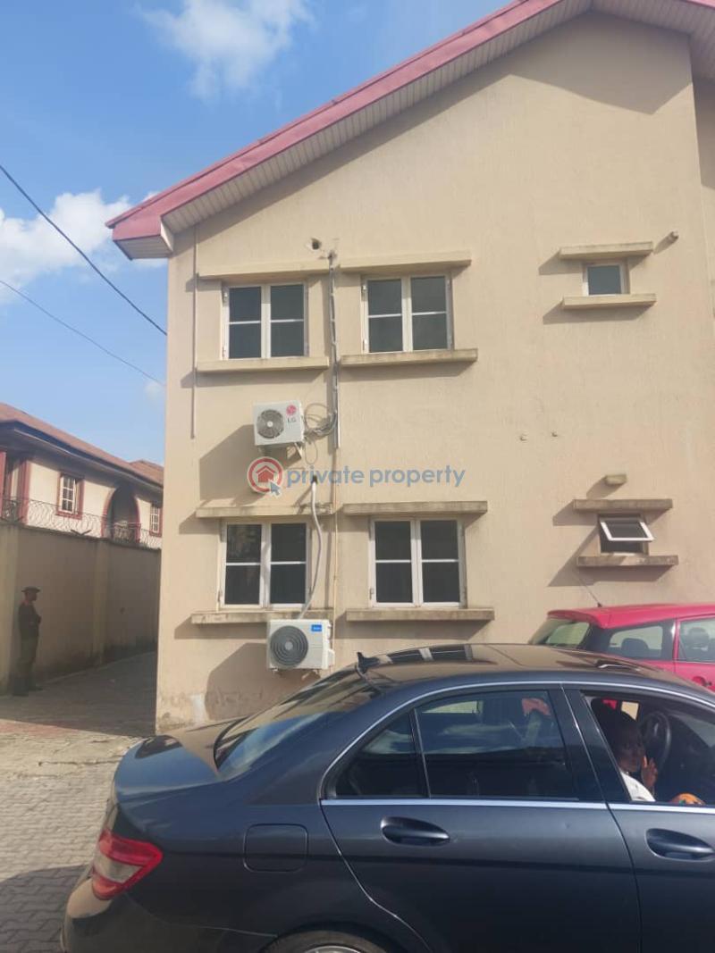2 bedroom House For Rent Magodo Phase 2 Ikeja Lagos - 1