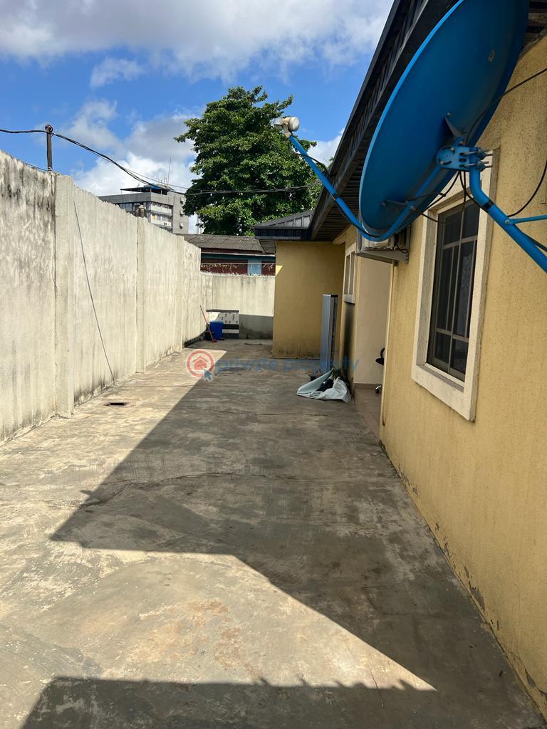 Flat & Apartment For Rent Sabo Yaba Lagos - 7