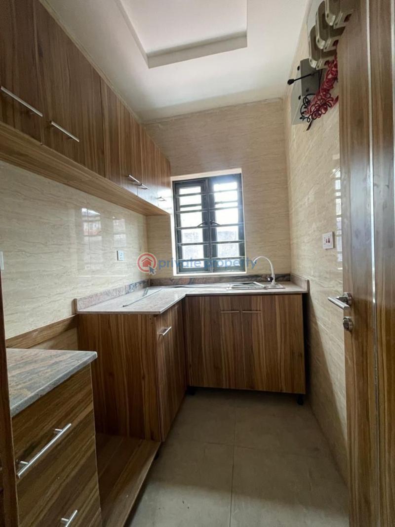 2 bedroom Flat & Apartment For Rent Randle Avenue Surulere Lagos - 1
