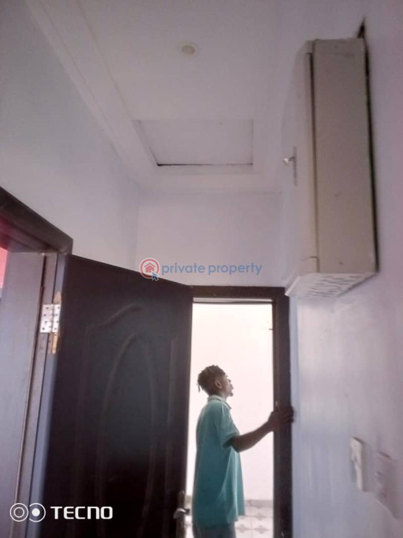 2 bedroom Flat & Apartment For Rent Fawole Estate Igbogbo Ikorodu Lagos - 10