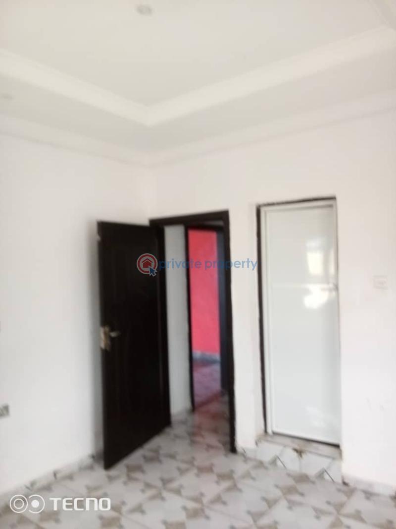 2 bedroom Flat & Apartment For Rent Fawole Estate Igbogbo Ikorodu Lagos - 17