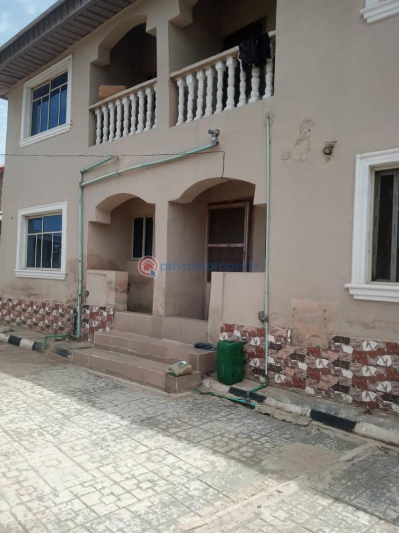 2 bedroom Flat & Apartment For Rent Malami Area Oluyole Estate Ibadan Oyo - 0