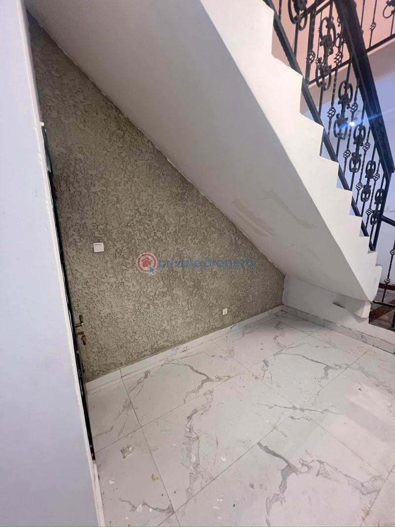 2 bedroom House For Rent Ikate Lekki Lagos Lekki Phase 2 Lagos - 9