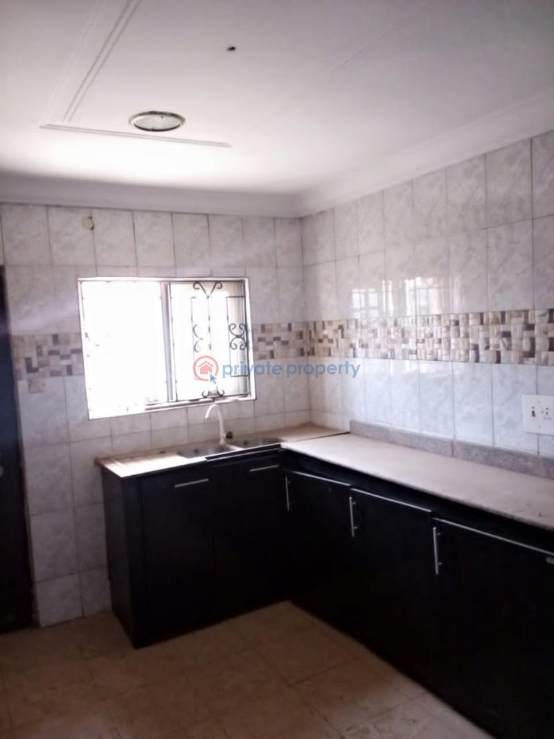For rent House At New Felele Soka Ibadan Zima Ibadan Oyo (PID 4PALWU