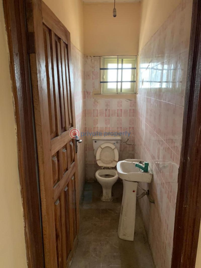 2 bedroom Block Of Flats For Rent Alapere Kosofe/Ikosi Lagos - 7