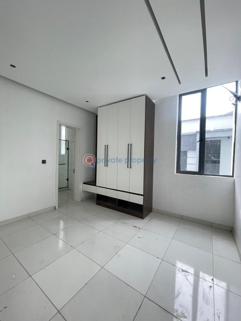 2 bedroom Flat & Apartment For Sale Lekki Phase 1 Lagos - 4