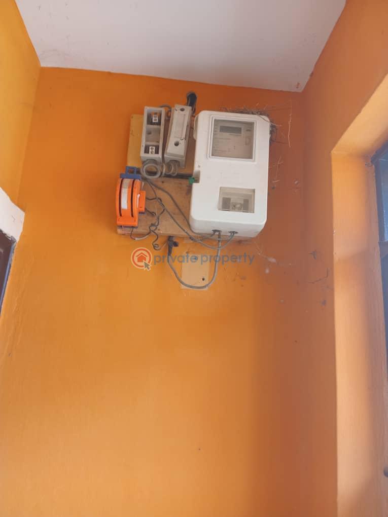 2 bedroom Flat & Apartment For Rent Malami Area Oluyole Estate Ibadan Oyo - 0