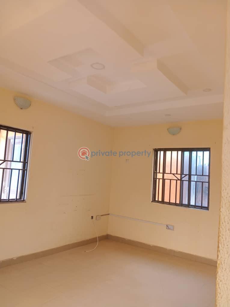 2 bedroom Flat & Apartment For Rent Malami Area Oluyole Estate Ibadan Oyo - 4