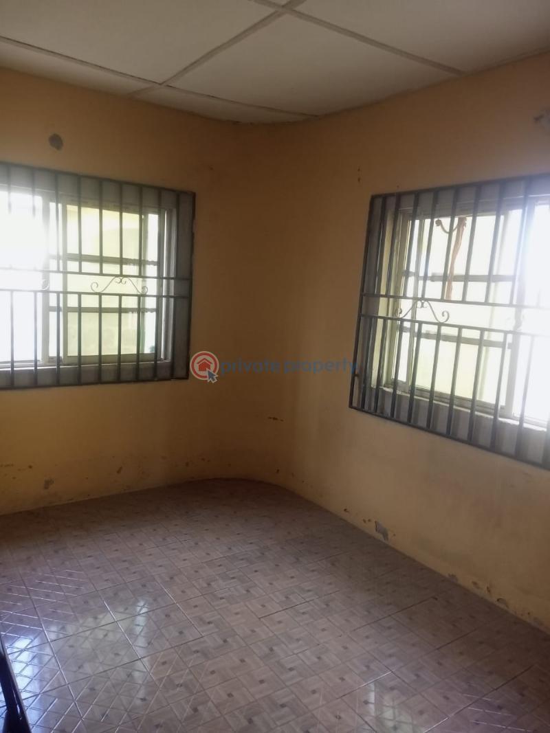 2 bedroom Flat & Apartment For Rent Airport Area Alakia Ibadan Oyo - 2