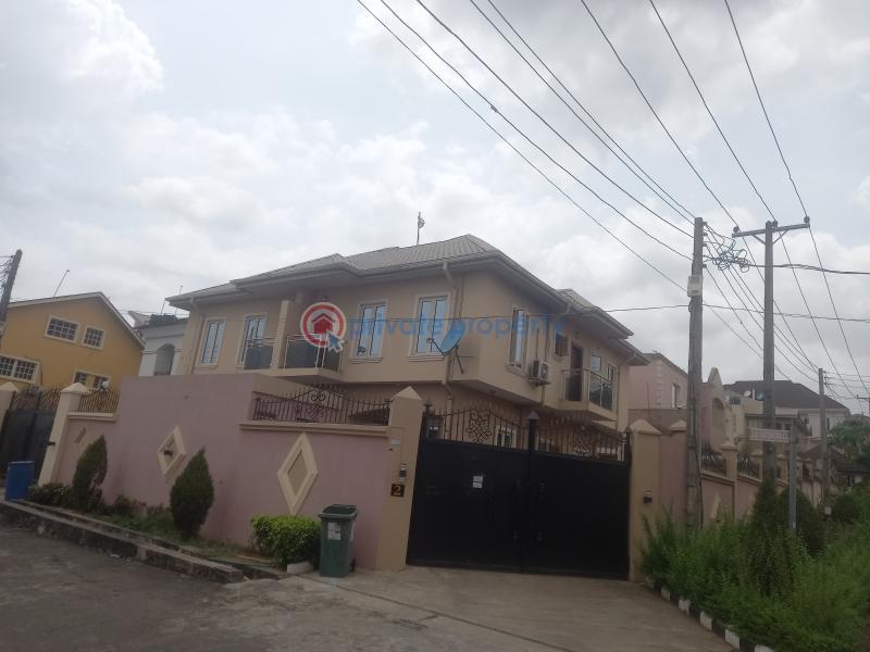 House For Sale Magodo Gra Phase 2 Estate Magodo GRA Phase 2 Kosofe/Ikosi Lagos - 1