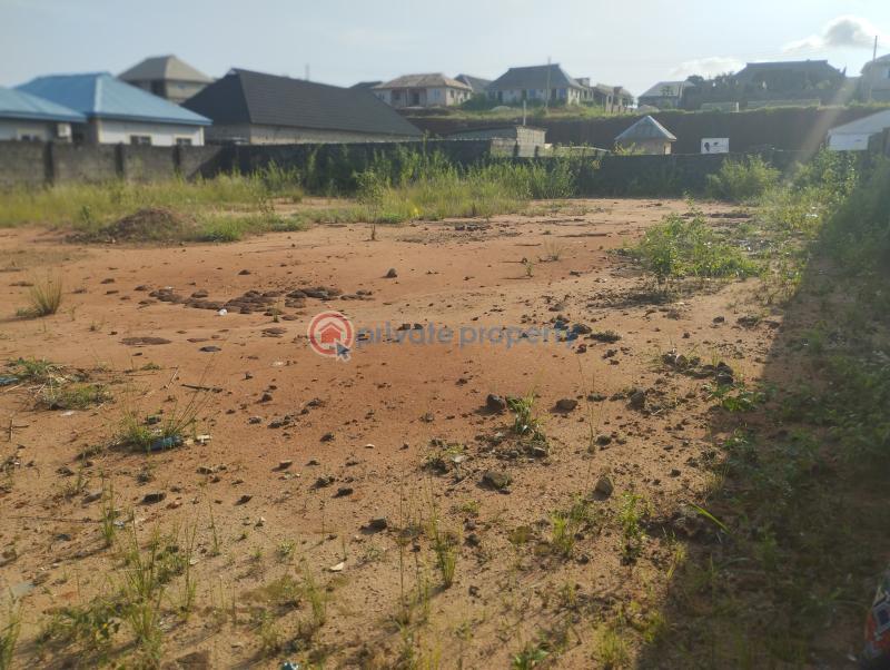 Land For Sale Immediately After Agbalumo Busstop,igbe Lara Road Ikorodu Lagos - 4