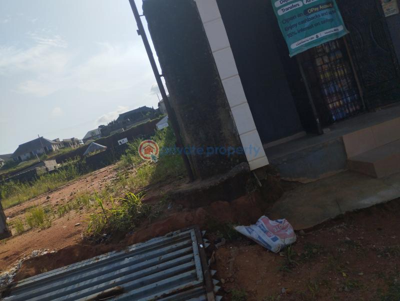 Land For Sale Immediately After Agbalumo Busstop,igbe Lara Road Ikorodu Lagos - 0