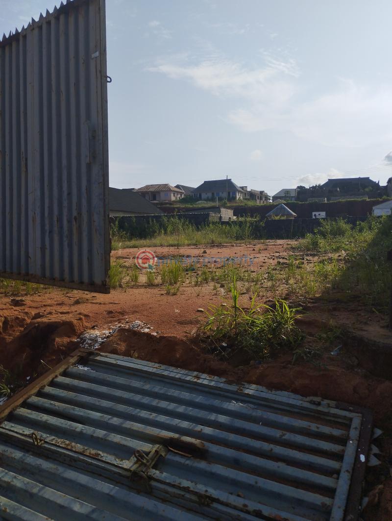 Land For Sale Immediately After Agbalumo Busstop,igbe Lara Road Ikorodu Lagos - 1