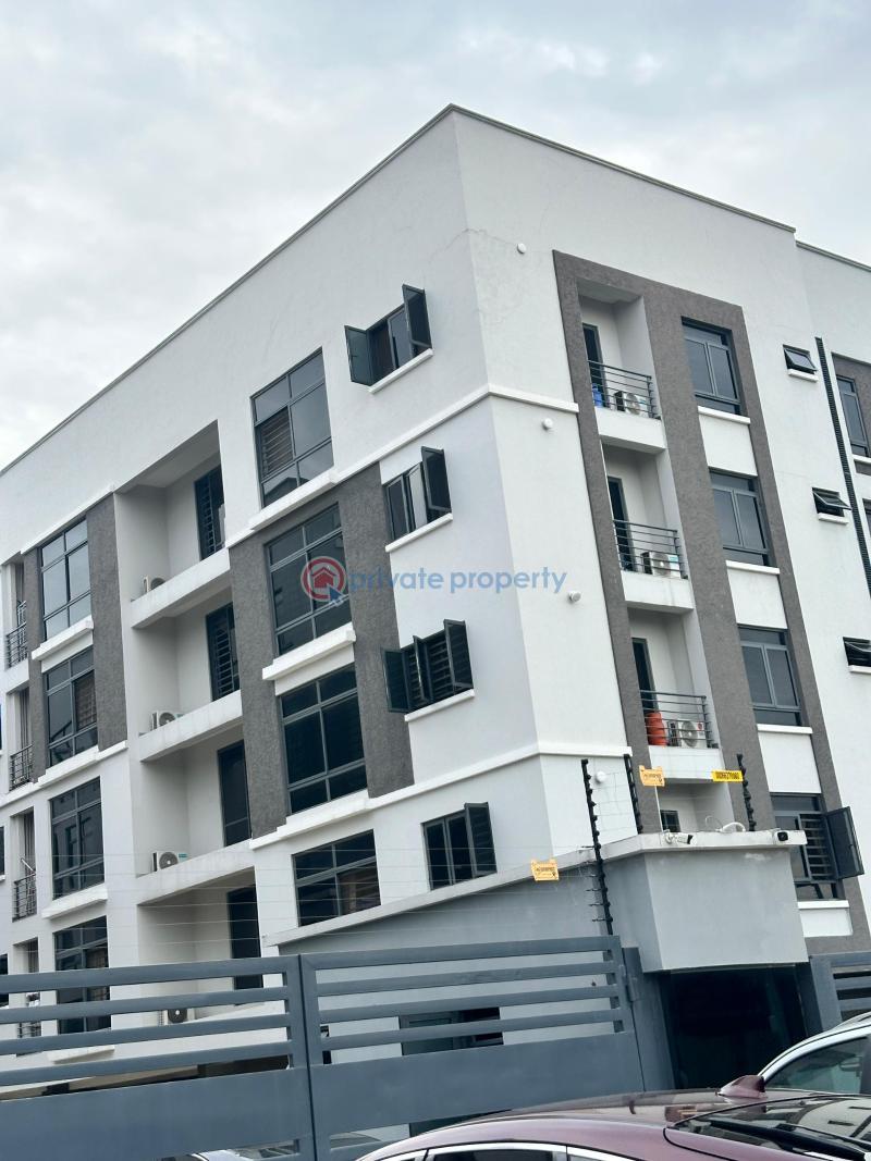 3 bedroom Flat & Apartment For Sale Estate Yaba Lagos - 0