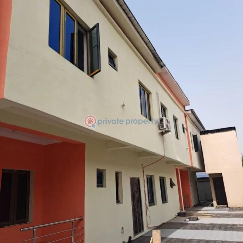 4 bedroom Semi detached Duplex For Sale Off Acme Road Agidingbi Ikeja Lagos - 0