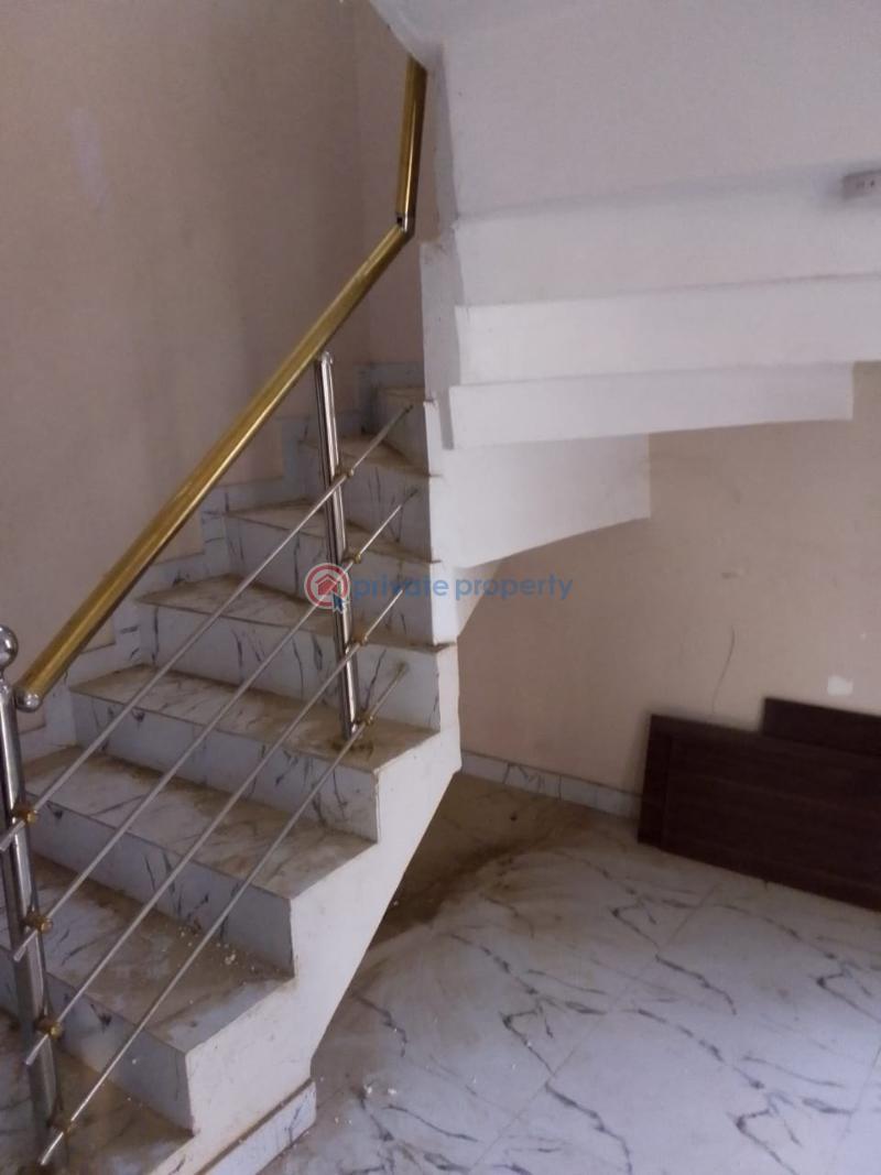 5 bedroom Detached Duplex For Sale Ajila, Elebu Akala Express Ibadan Oyo - 11