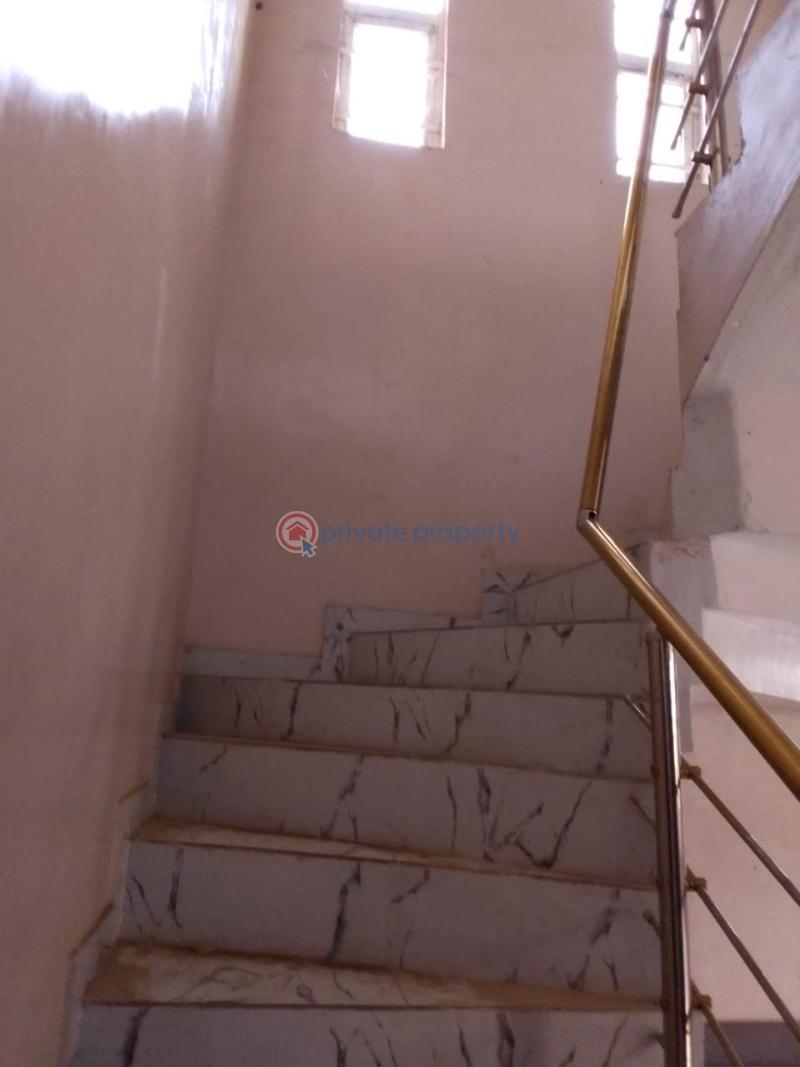 5 bedroom Detached Duplex For Sale Ajila, Elebu Akala Express Ibadan Oyo - 9