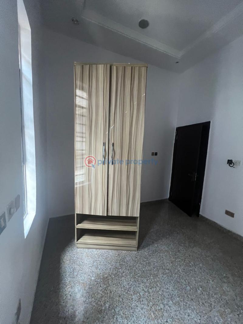 1 bedroom Shared Apartment For Rent Ss Court Jadeville Estate Along Lekki Expressway Lagos - 3