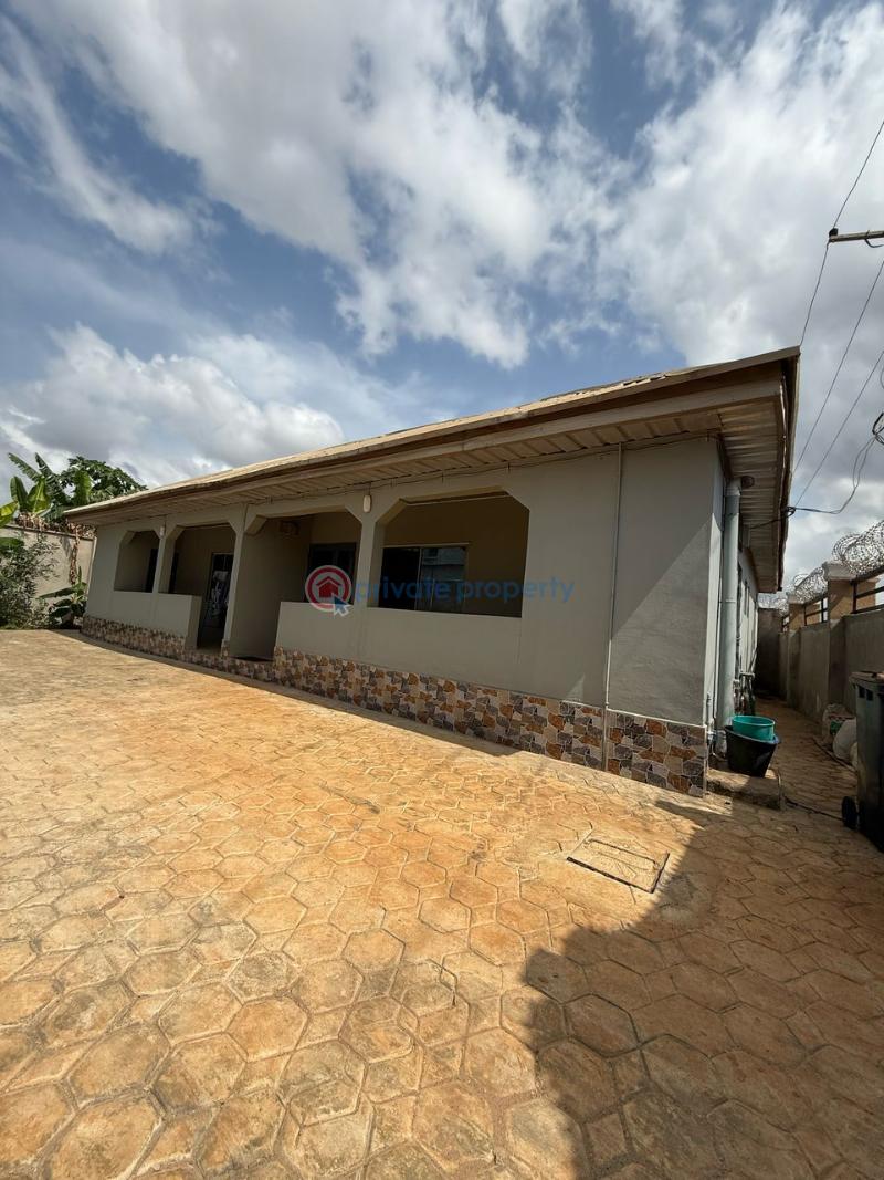 4 bedroom House For Sale Off Ashipa Road Ayobo Ipaja Lagos - 15