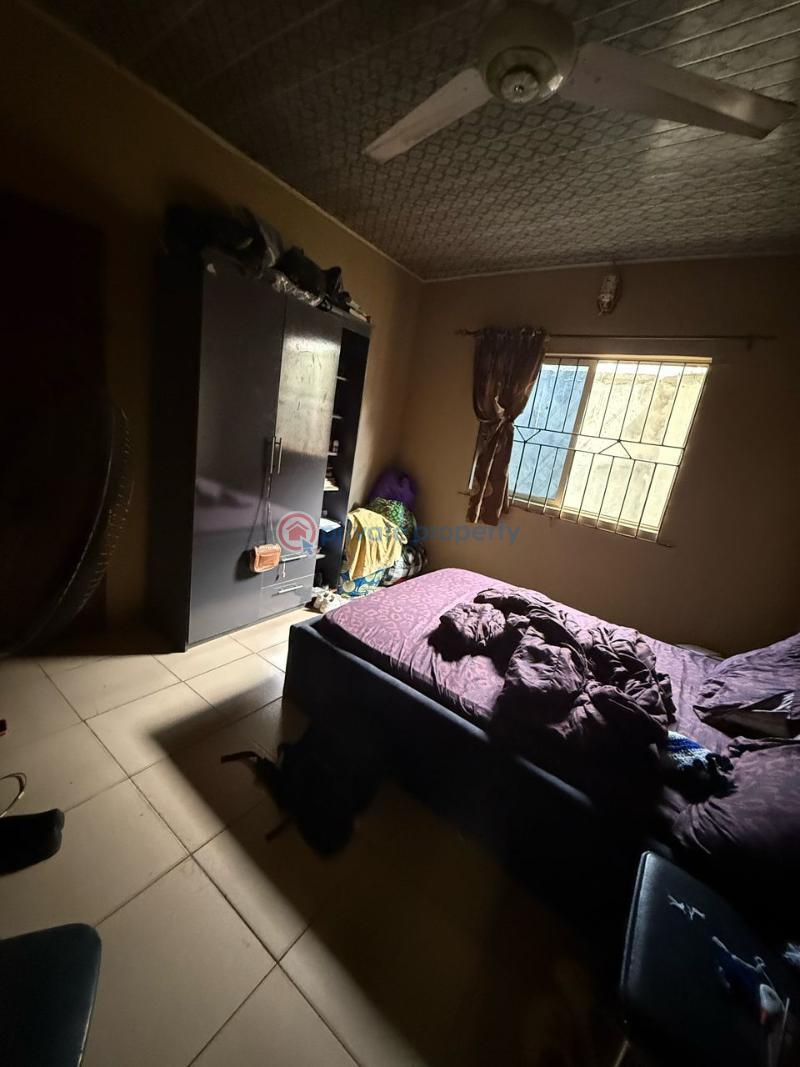 4 bedroom House For Sale Off Ashipa Road Ayobo Ipaja Lagos - 10