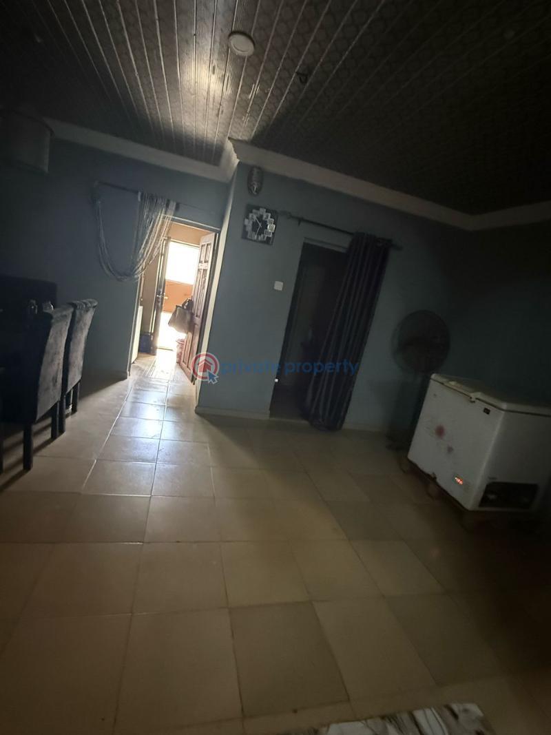 4 bedroom House For Sale Off Ashipa Road Ayobo Ipaja Lagos - 9
