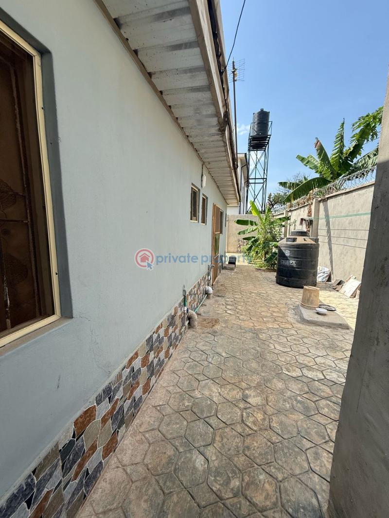 4 bedroom House For Sale Off Ashipa Road Ayobo Ipaja Lagos - 4