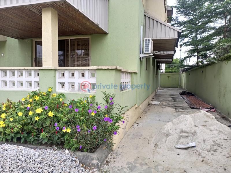 4 bedroom Terraced Duplex For Rent Off Admiralty Way Lekki Phase 1 Lagos - 1