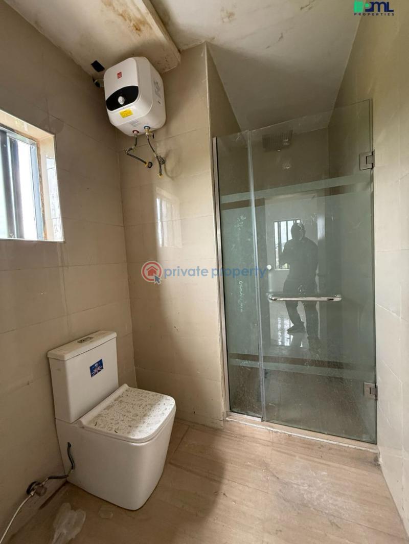 2 units of semidetached  4 bedroom duplex - 8 8 bedroom Semi detached Duplex For Sale Legacy Estate , Kolapo Ishola Gra Akobo Ibadan Oyo - 8