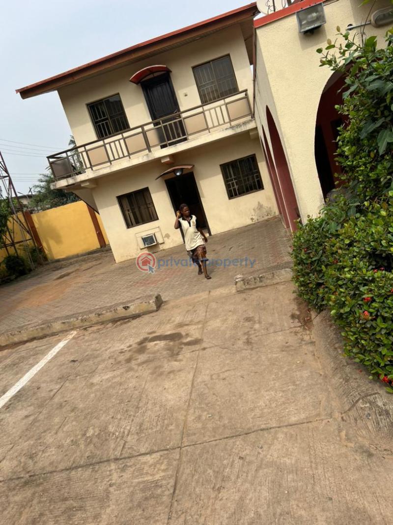 10 bedroom Commercial Property For Sale Jericho Gra Ibadan Oyo - 1