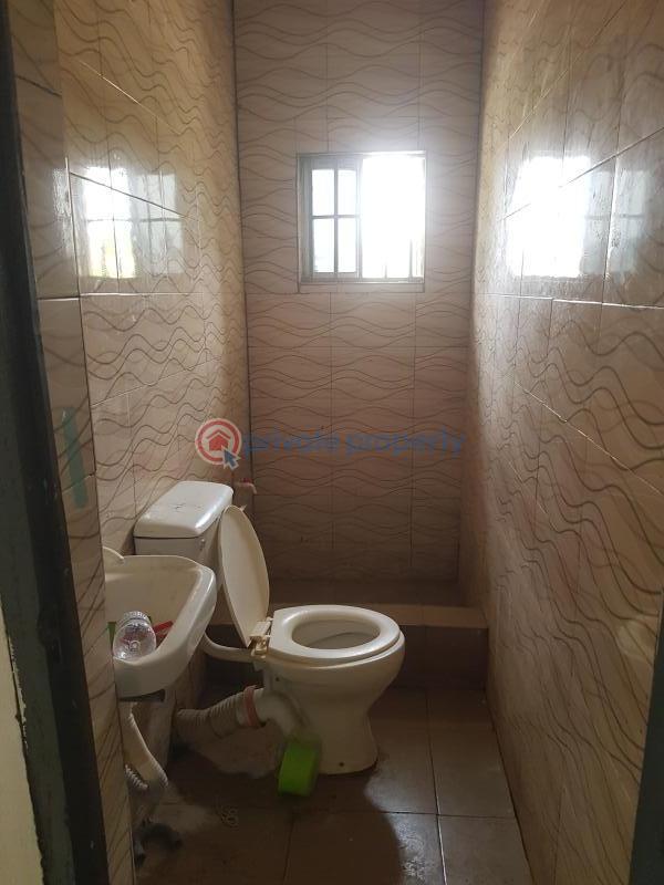 Self Contain For Rent Onireke Gra Ibadan Oyo - 3