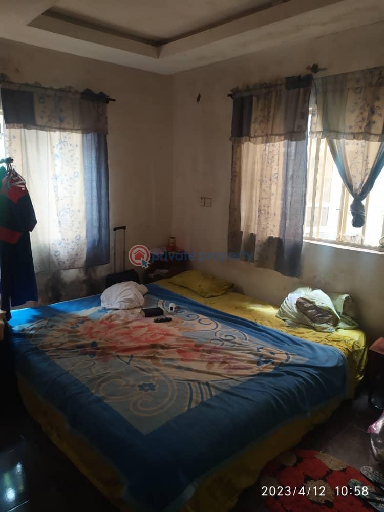 2 bedroom Flat & Apartment For Rent Gra Scheme 1 Estate, Agege Lagos - 4